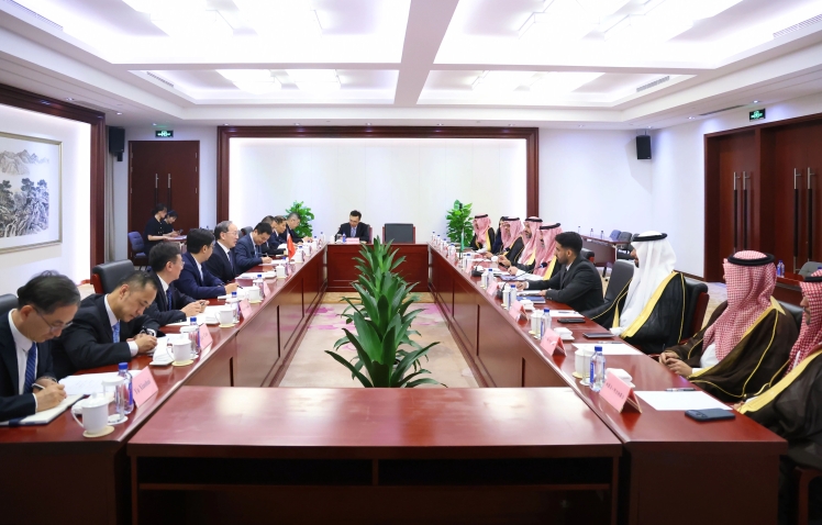 李乐成会见沙特通信和信息技术大臣阿卜杜拉·苏瓦哈