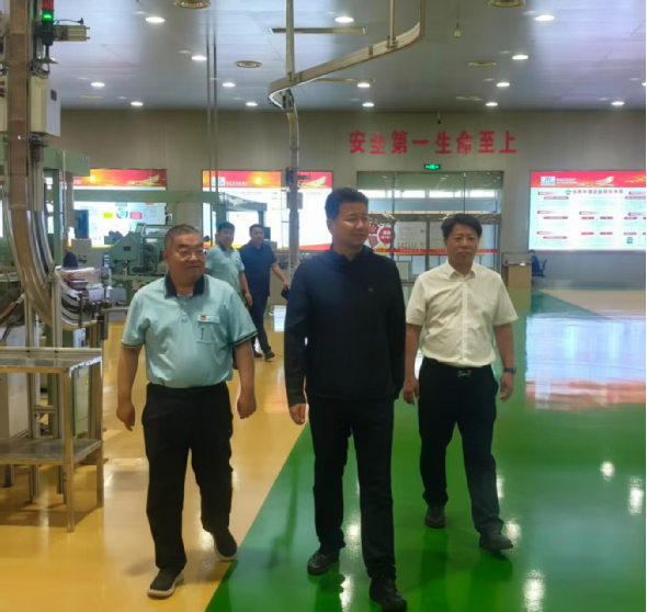 自治区工信厅到我盟调研工业经济发展